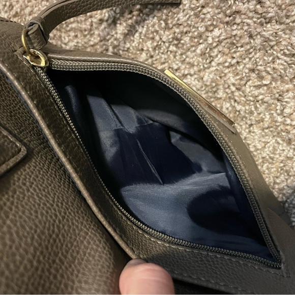 Tommy Hilfiger Olive Brown Purse - Picture 6 of 8
